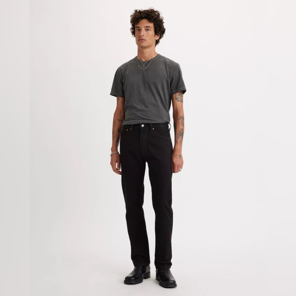 Levi's Men's 501 Original Fit Straight Fit Button Fly Jeans Denim   |  Size: 42